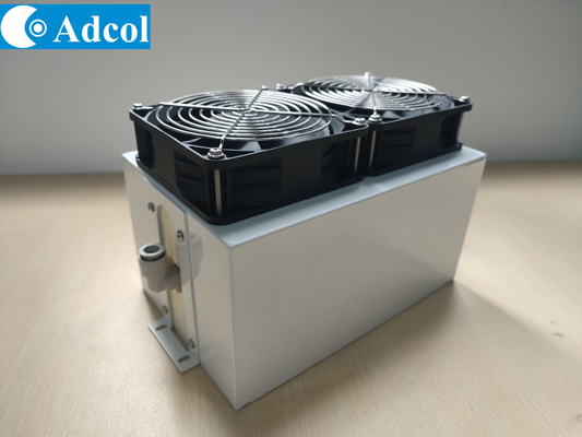 ATL400-24VDC Lucht-naar-vloeistof thermoelektrische koeler voor industriële lasers en medische lasers