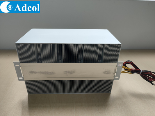 ATL400-24VDC Lucht-naar-vloeistof thermoelektrische koeler voor industriële lasers en medische lasers